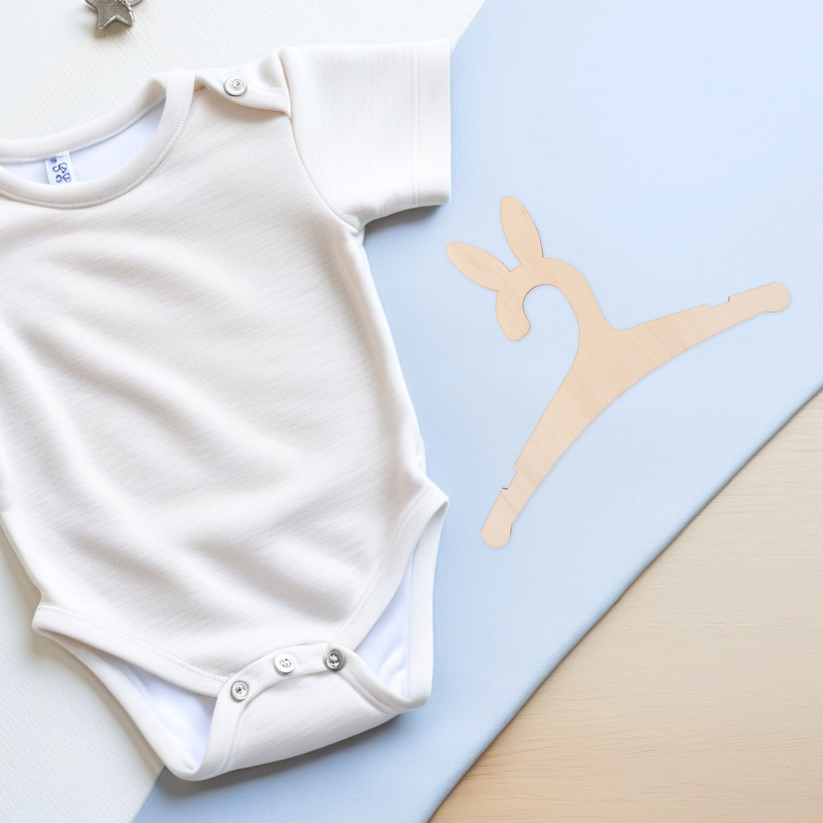 Wooden Baby Clothes Hangers 5  - Baby Nursery Organizer 评论和价格